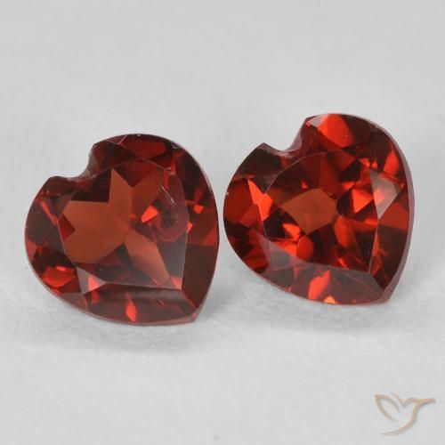 Gemas de Granate piropo Rojo grosella natural de 1.07 ct, Corazón, VVS-VS