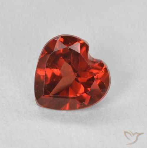 0.61ct Natural Rojo grosella Granate piropo, Corazón, VS