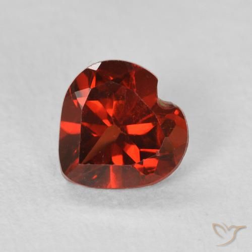 0.60ct Natural Rojo grosella Granate piropo, Corazón, VS