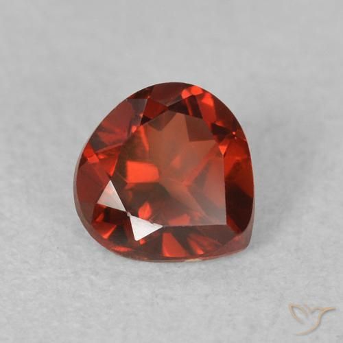 Granate piropo Rojo grosella natural de 0.54 ct, En forma de pera, VVS-VS