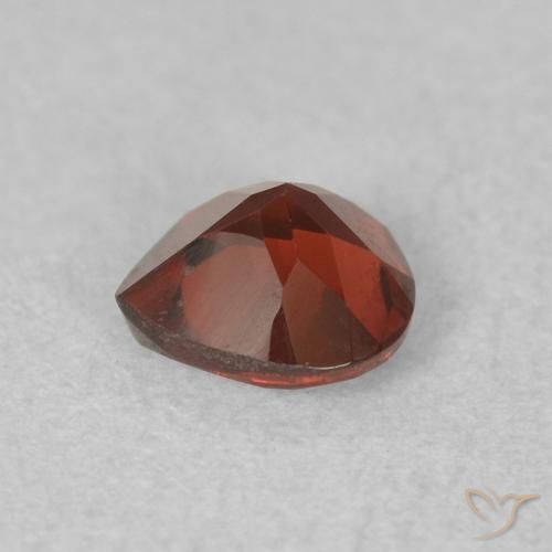 Granate piropo Rojo grosella natural de 0.54 ct, En forma de pera, VVS-VS