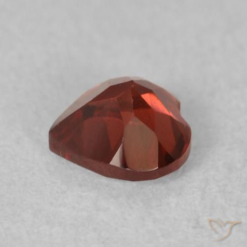 Granate piropo Rojo claro natural de 0.64 ct, Corazón, VVS-VS