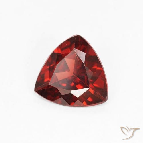 Granate piropo Rojo sangría natural de 0.68 ct, Trillón, VVS-VS