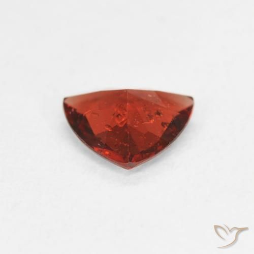 Granate piropo Rojo sangría natural de 0.68 ct, Trillón, VS-SI
