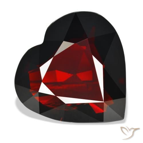 Granate piropo Rojo negruzco natural de 37.20 ct, Corazón, IF