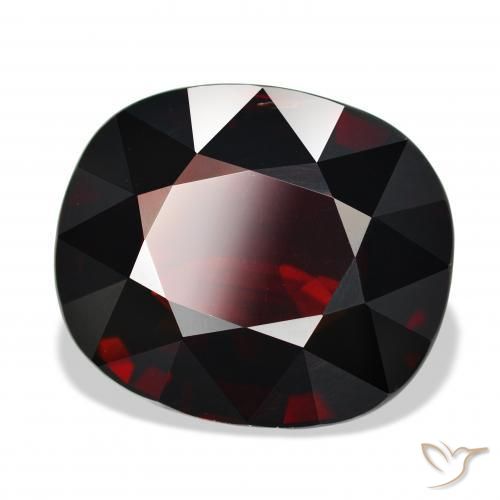Granate piropo Rojo negruzco natural de 25.59 ct, Ovalada, VVS-VS