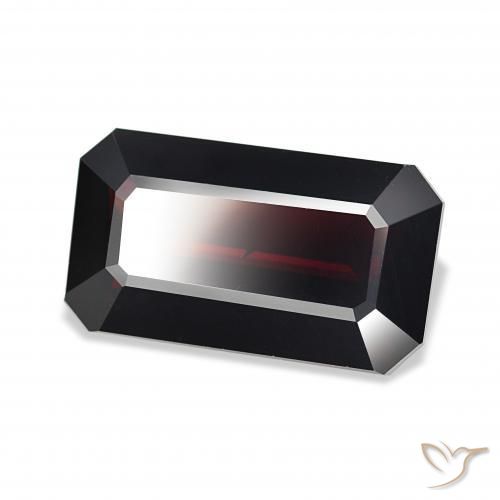 Granate piropo Rojo negruzco natural de 15.14 ct, Corte Octágono / Esmeralda, VS