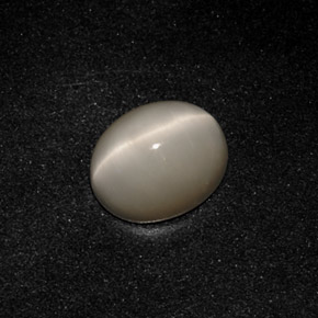 Quartz cat's eye gris natural de 3,19 ct, corte óvalo, opaco