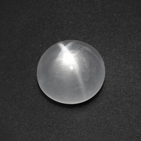 Cuarzo Ojo de Gato Blanco claro natural de 7.57 ct, Corte Redondo, Transparente