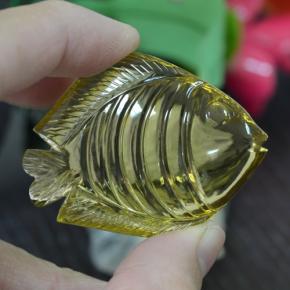 Cuarzo amarillo natural de 105,35 ct, forma elegante, transparente