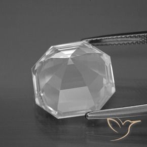 Cuarzo Blanco claro natural de 13.33 ct, Corte Octágono / Esmeralda, VVS-VS