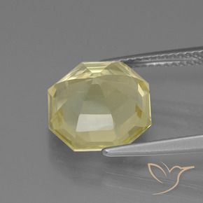 Cuarzo Amarillo pálido natural de 5.28 ct, Corte Octágono / Esmeralda, VVS-VS
