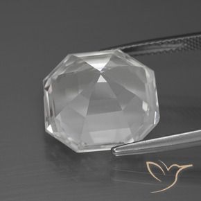 Cuarzo Blanco claro natural de 12.51 ct, Corte Octágono / Esmeralda, VVS