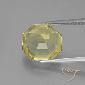Cuarzo Amarillo claro natural de 6.81 ct, Corte Octágono / Esmeralda, VVS-VS