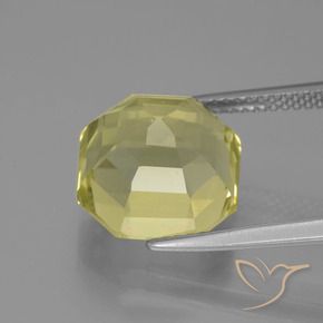 Cuarzo Amarillo laguna natural de 5.57 ct, Corte Octágono / Esmeralda, VVS