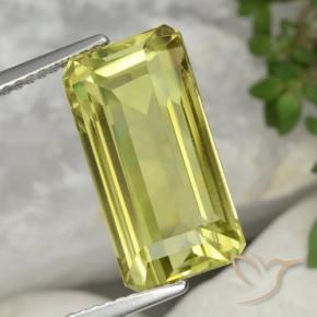 Cuarzo Amarillo  verdoso natural de 8.34 ct, Corte Octágono / Esmeralda, VVS-VS