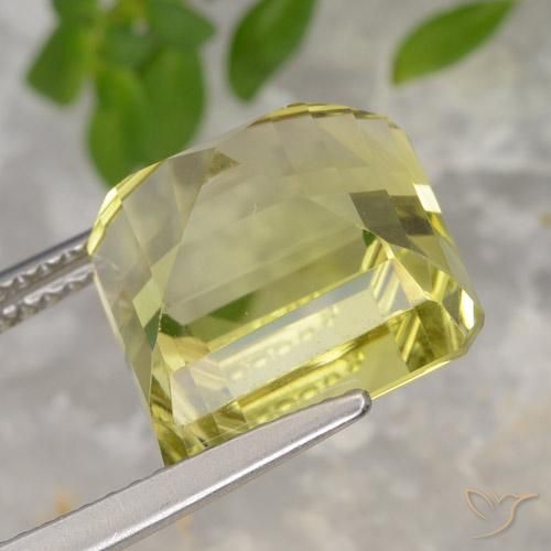 Cuarzo Amarillo claro natural de 8.55 ct, Corte Octágono / Esmeralda, VVS-VS