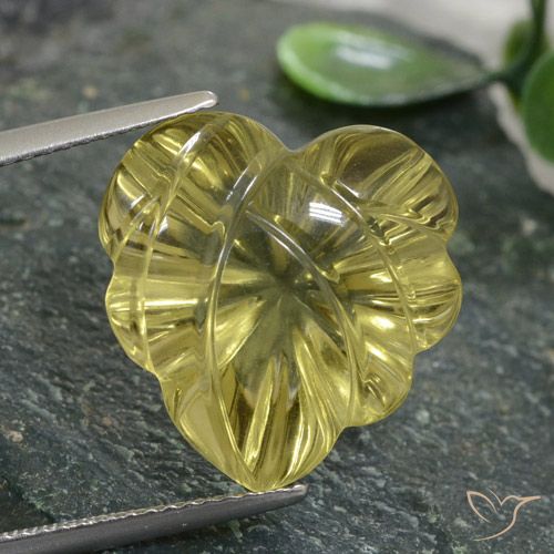 12.47ct Natural Amarillo claro medio Cuarzo, Corte Flor, Transparente