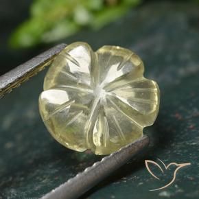 Cuarzo Amarillo verdoso claro natural de 2.45 ct, Corte Flor, Transparente