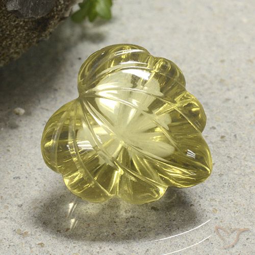 9.86ct Natural Amarillo claro medio Cuarzo, Corte Flor, Transparente