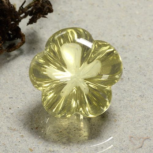 13.66ct Natural Amarillo claro Cuarzo, Corte Flor, Transparente