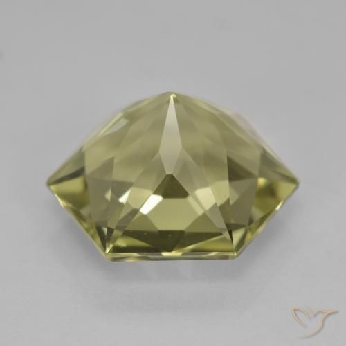 Cuarzo Amarillo claro natural de 7.82 ct, Elegante, VVS