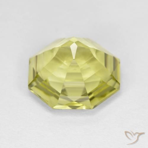 Cuarzo Amarillo medio natural de 5.36 ct, Corte Octágono / Esmeralda, VVS