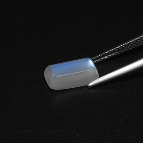 Piedra lunar arcoíris Blanco natural de 2.62 ct, Transparente, Transparente / Translúcido