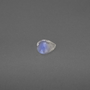 Piedra lunar arcoíris Blanco azul natural de 0.22 ct, Forma de corazón, Transparente
