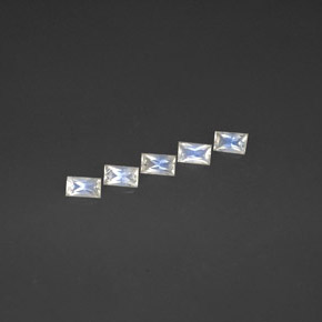 Gemas de Piedra lunar arcoíris Blanco azul natural de  ct, Corte Baguette, VS