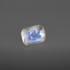Piedra lunar arcoíris Blanco azul natural de 1.33 ct, Corte Cojín, VS