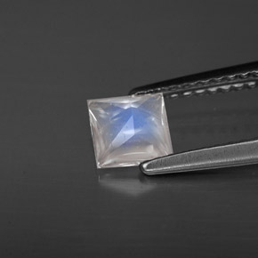 Piedra de luna arcoíris blanco natural de 0,62 ct, cuadrado, VS