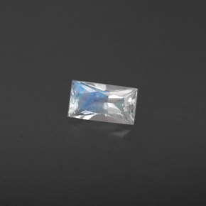 Piedra lunar arcoíris Blanco azul natural de 0.30 ct, Corte Baguette, VS