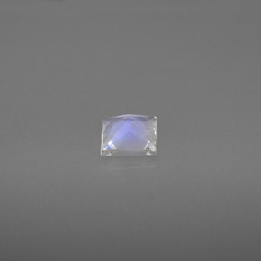 Piedra lunar arcoíris Blanco azul natural de 0.53 ct, Cuadrado, VS