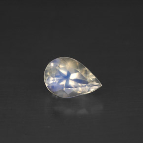 Piedra lunar arcoíris Blanco azul natural de 0.77 ct, En forma de pera, VS