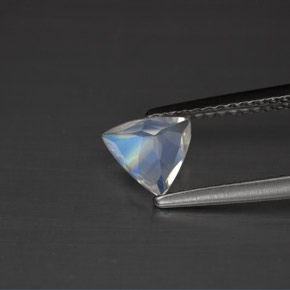 Piedra de luna arcoíris blanco natural de 0,57 ct, trillón, VS