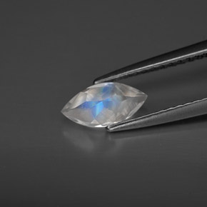 Piedra de luna arcoíris blanco natural de 0,55 ct, transparente, transparente / translúcido