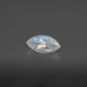 Piedra lunar arcoíris Blanco azul natural de 0.51 ct, Transparente, Transparente / Translúcido