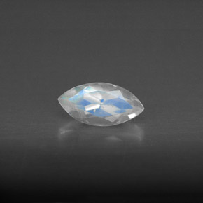 Piedra de luna arcoíris blanco natural de 0,59 ct, transparente, transparente / translúcido
