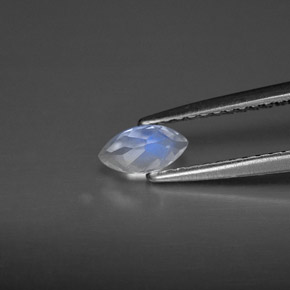 Piedra de luna arcoíris blanco natural de 0,28 ct, transparente, transparente / translúcido