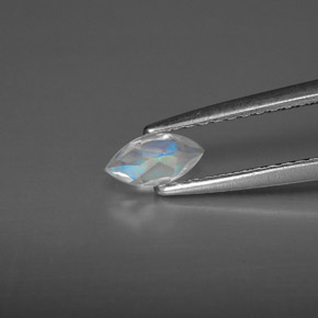 Piedra de luna arcoíris blanco natural de 0,24 ct, transparente, transparente / translúcido