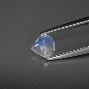 Piedra de luna arcoíris blanco natural de 0,39 ct, transparente, transparente / translúcido