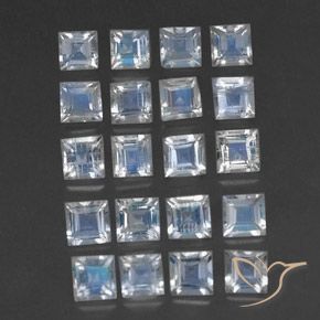 Gemas de Piedra lunar arcoíris Blanco azulado natural de 2.77 ct, Cuadrado, Transparente