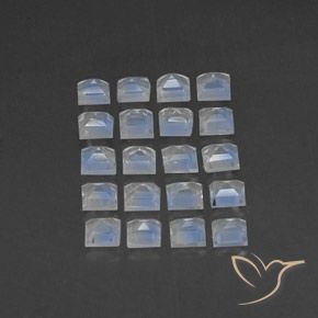 Gemas de Piedra lunar arcoíris Blanco azulado natural de 2.77 ct, Cuadrado, Transparente