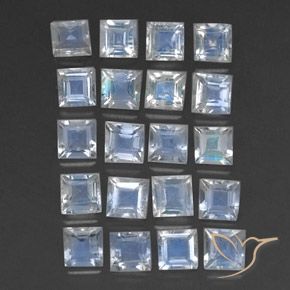 Gemas de Piedra lunar arcoíris Blanco azulado natural de 3.07 ct, Cuadrado, Transparente