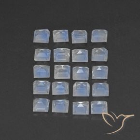 Gemas de Piedra lunar arcoíris Blanco azulado natural de 3.07 ct, Cuadrado, Transparente