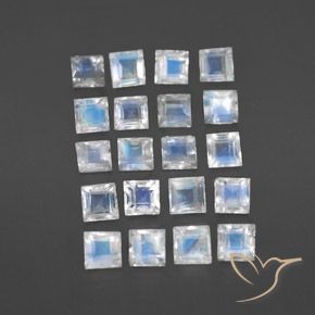 Gemas de Piedra lunar arcoíris Blanco azulado natural de 3.33 ct, Cuadrado, Transparente