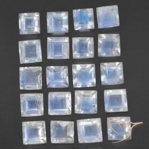 Gemas de Piedra lunar arcoíris Blanco azulado natural de 3.35 ct, Cuadrado, Transparente