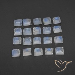 Gemas de Piedra lunar arcoíris Blanco azulado natural de 3.09 ct, Cuadrado, Transparente