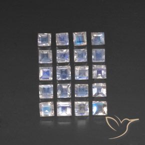 3.77ctw Natural Blanco azulado Piedra lunar arcoíris, Cuadrado, Transparente